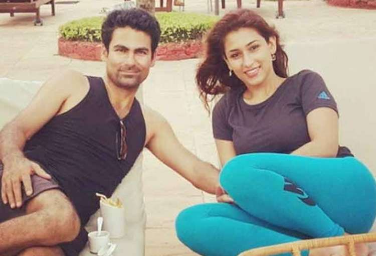 kaif_and_pooja.jpg