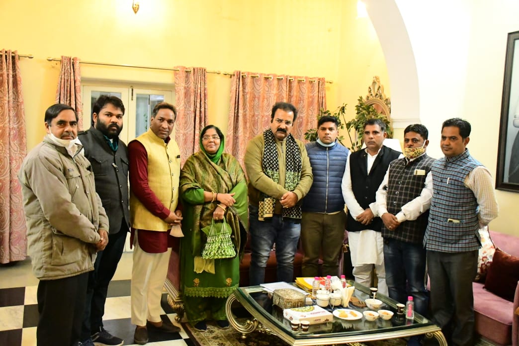 सुनवाई भी नहीं हो रही, समिति अध्यक्ष का भी इंतजार