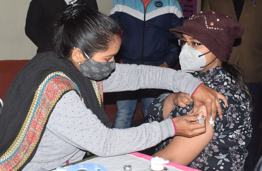जिले में कोरोना विस्फोट, एक साथ आए 62 मरीज, सामुदायिक संक्रमण की राह पर धौलपुर