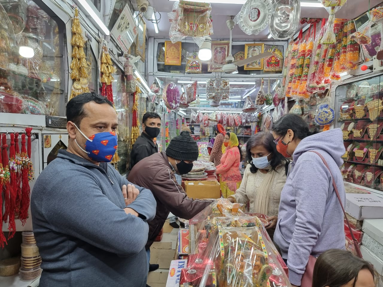 कोरोना न लें रौद्र रूप, सजग हुए व्यापारी