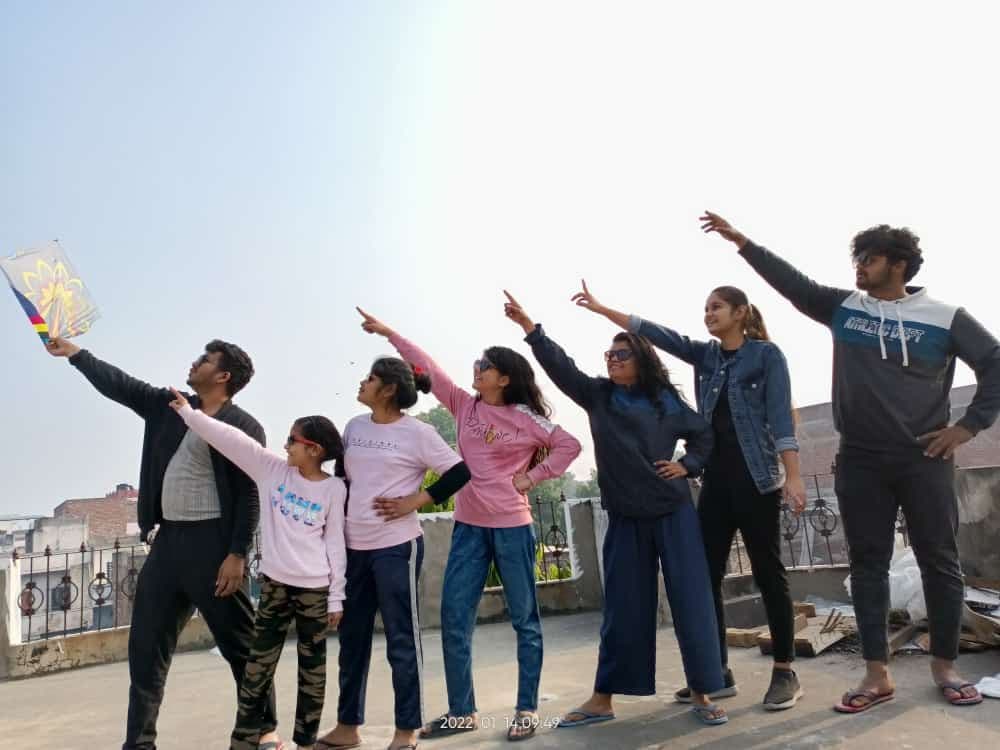 मकर संक्रांति: हवा ने सताया तो पतंगबाजी की जगह फोटोबाजी