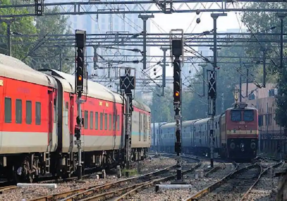 Indian Railway Gateman Vacancy Recruitment for 10th Pass