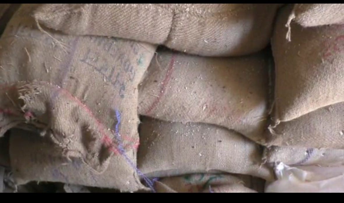 Uttar Pradesh was written in the sack, 488 sacks of rice seized