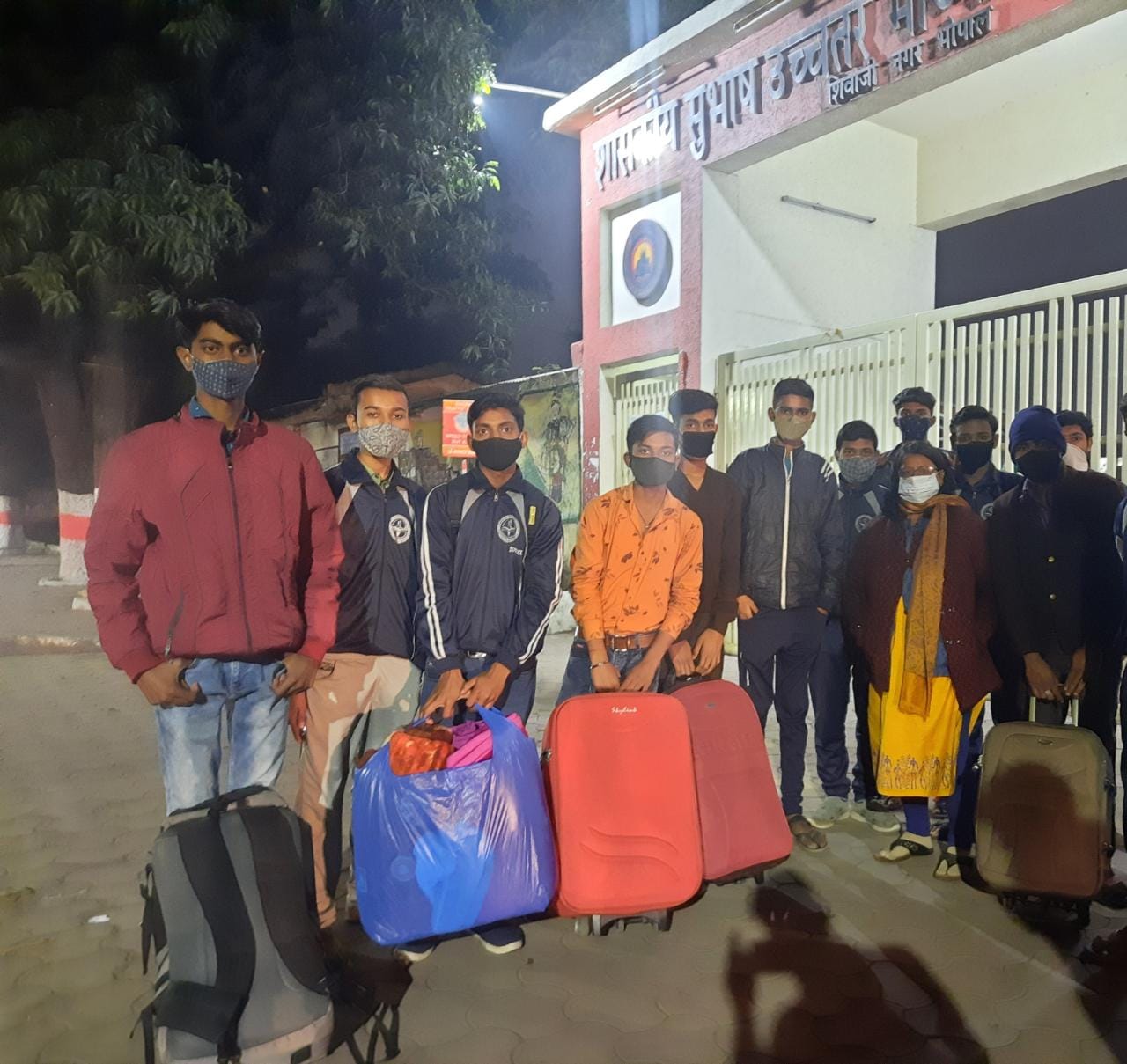 नवोदय विद्यालय में 24 विद्यार्थी संक्रमित मिले, आनन-फानन में स्कूल बंद, खाली कराए गए छात्रावास