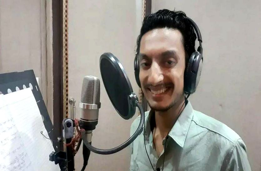 मेडिकल क्षेत्र की जगह चुना वॉयस डबिंग आर्ट... अब हॉलीवुड की फिल्मों में भी देता है अपनी आवाज