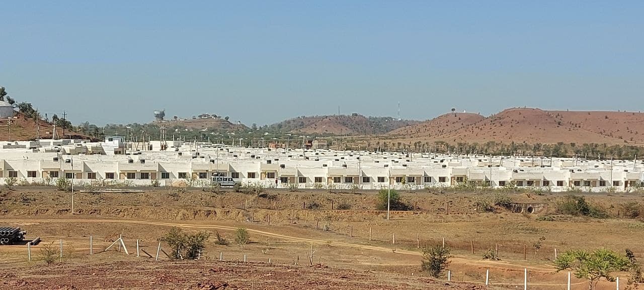 Without water, living in colonies at cheap rates is not possible