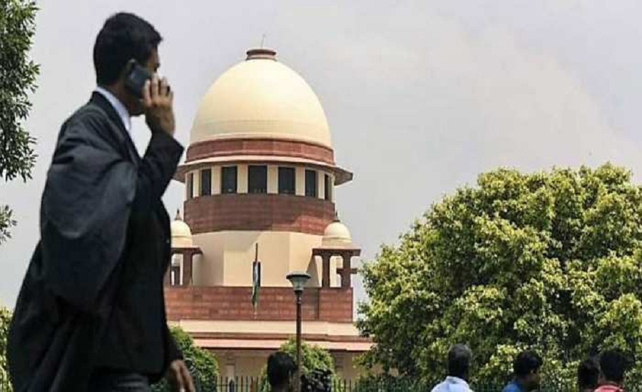 Supreme Court Lawyers Get Threatening Call to host Kashmir Flag in Delhi