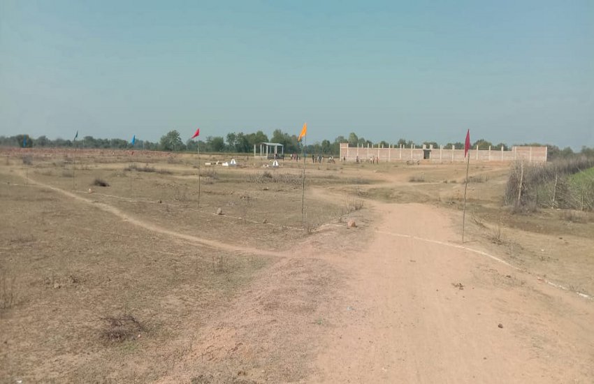 Encroachment on land reserved for airstrip