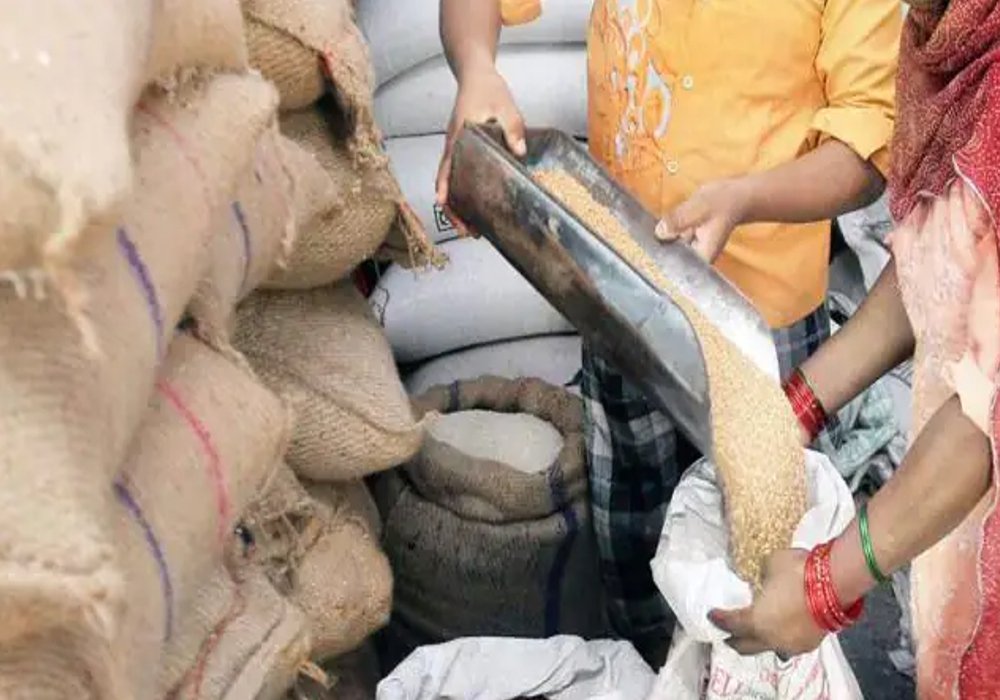Ration under pmgky rationcard holders get double ration in month