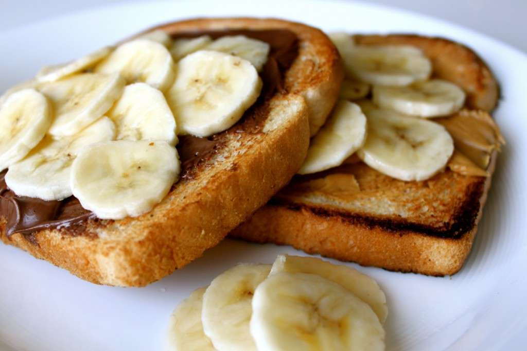 banana-nutella-and-peanut-butter-toast2-1024x682.jpg