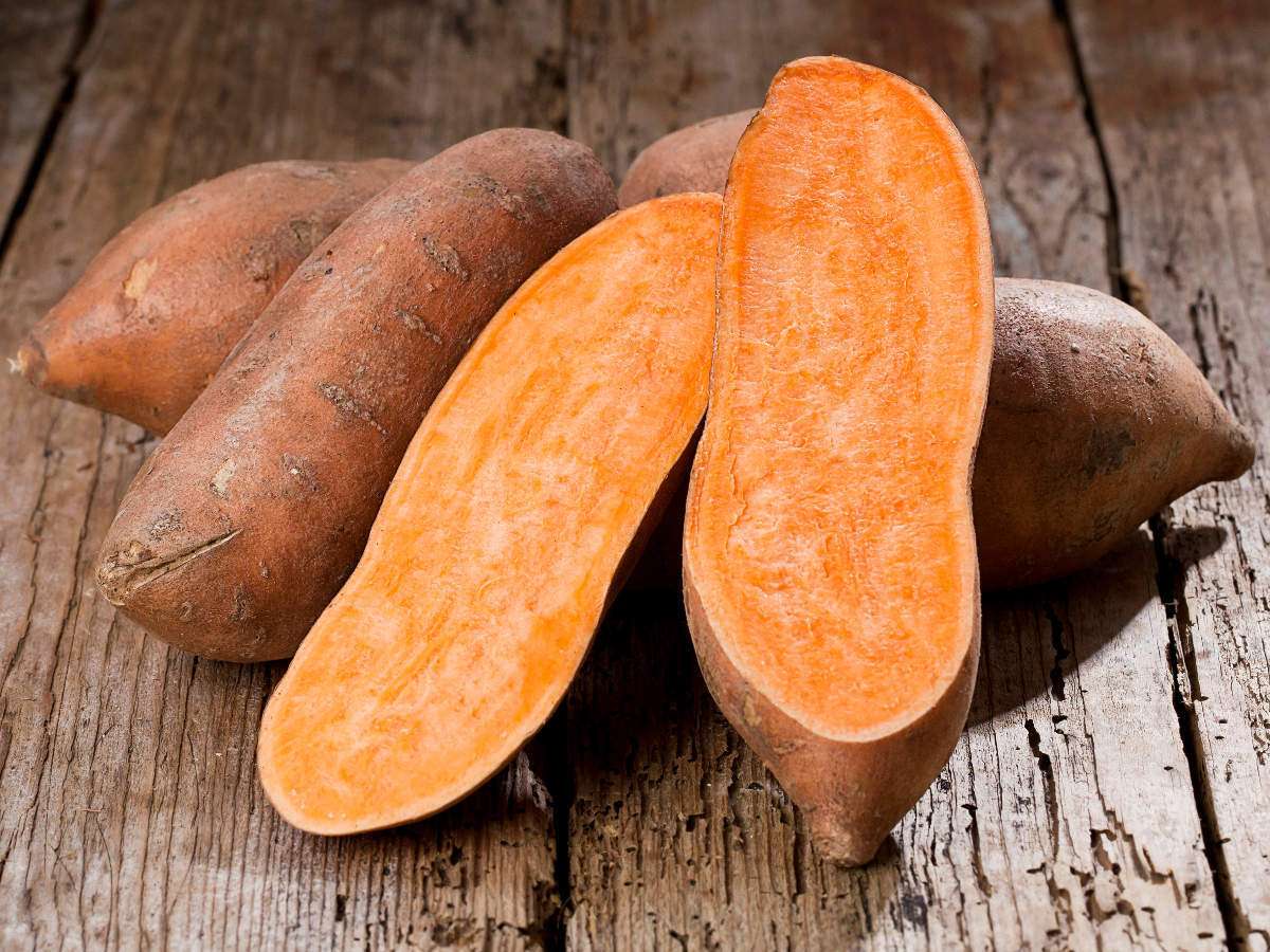 Nutritions And Surprising Health Benefits Of Sweet Potato In Hindi
