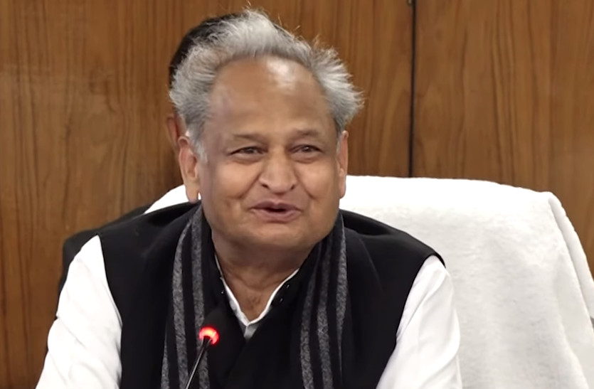 विधायक खंडेला ने संभाला किसान आयोग के अध्यक्ष का पदभार: CM ने कहा, किसानों के उत्थान के लिए काम करेगा आयोग