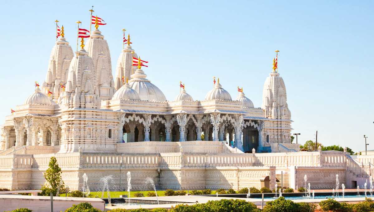 India Temple: आपको घर बैठे मिल सकता है देश के इन 58 मंदिरों का प्रसाद