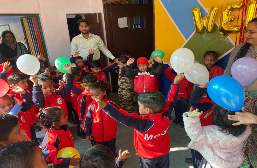-महात्मा गांधी अंग्रेजी मीडियम स्कूल में प्री-प्राइमरी कक्षाएं शुरू
