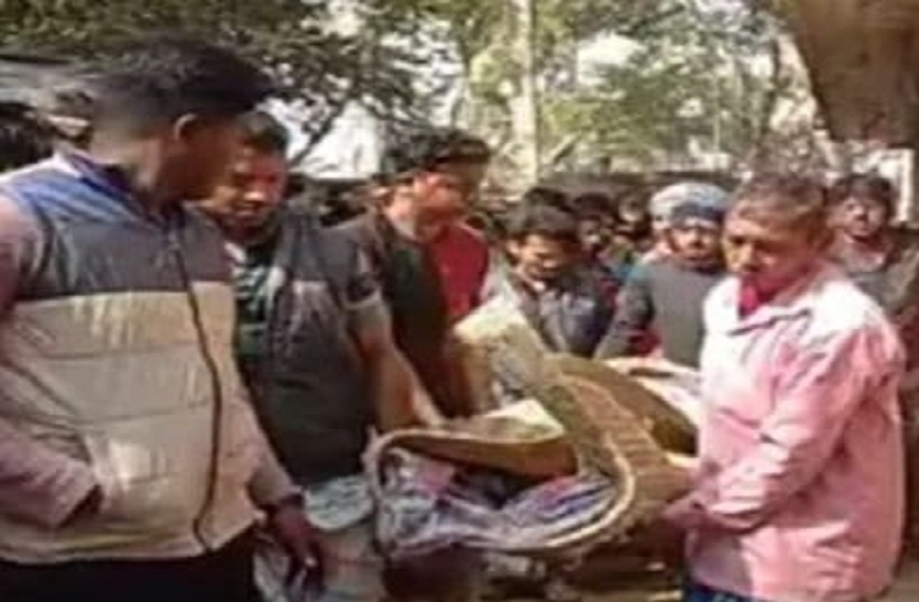 घर में घुसकर छात्र नेता को छत से दिया धक्का, मौत से इलाके में तनाव