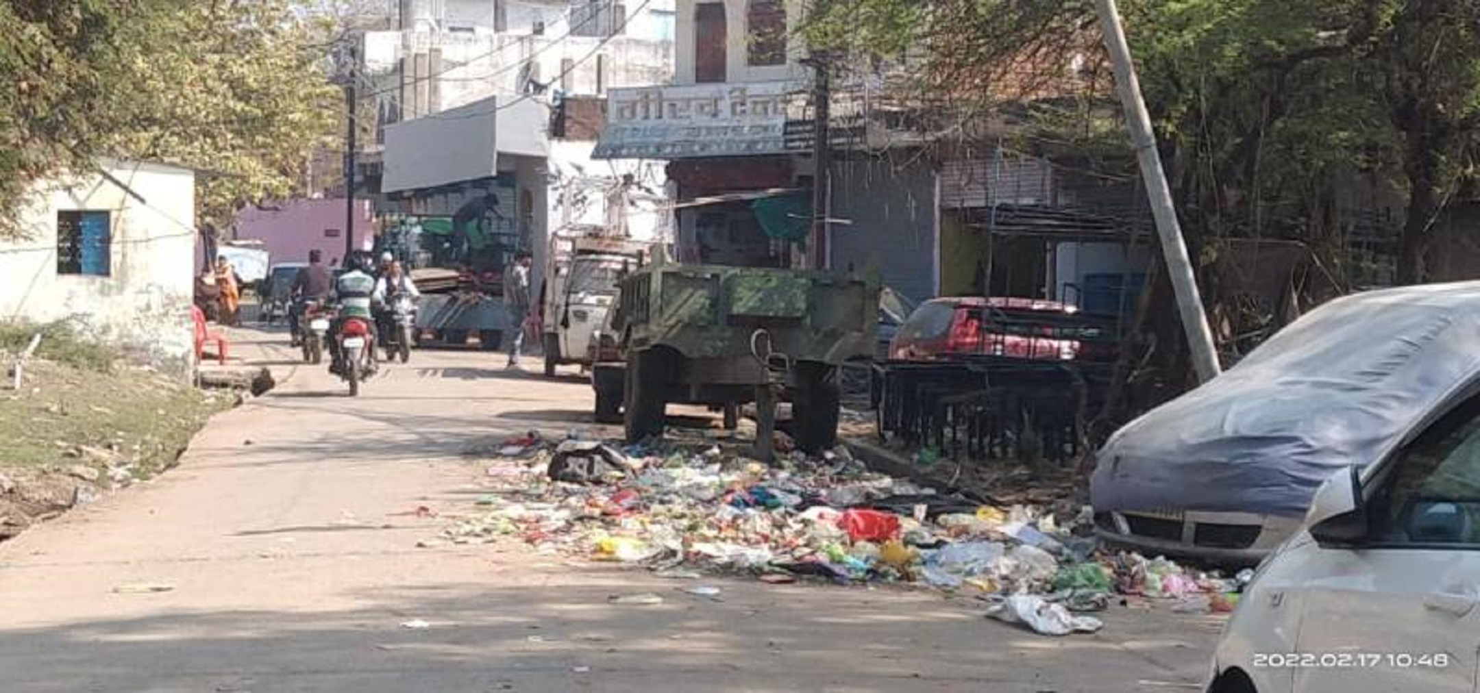 स्वच्छता अभियान बेअसर रहवासी क्षेत्रों में लगे कचरे गंदगी के ढेर