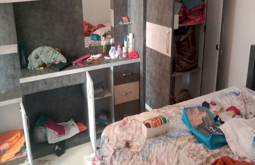 शहर में चोरों ने दो सूने मकानों व सब्जी की लॉरी को बनाया निशाना