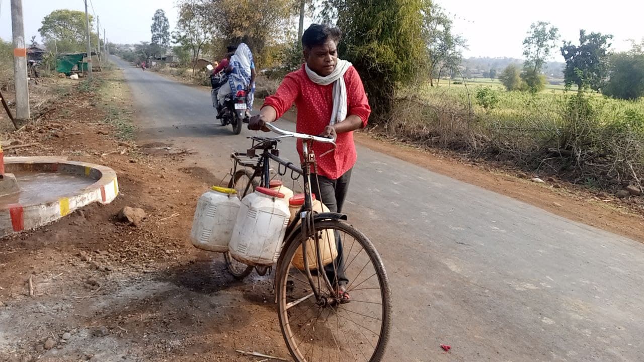 तीन गांवों की नलजल की बिजली काटी,ग्रामीण पानी के लिए परेशान