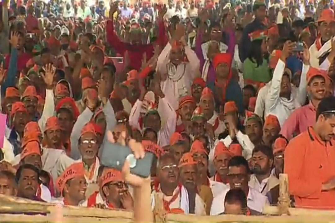 पीएम मोदी की खजुरी में जनसभा