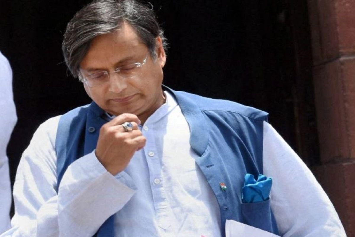 Shashi Tharoor shared PM Modi Photo on illiberal nationalism