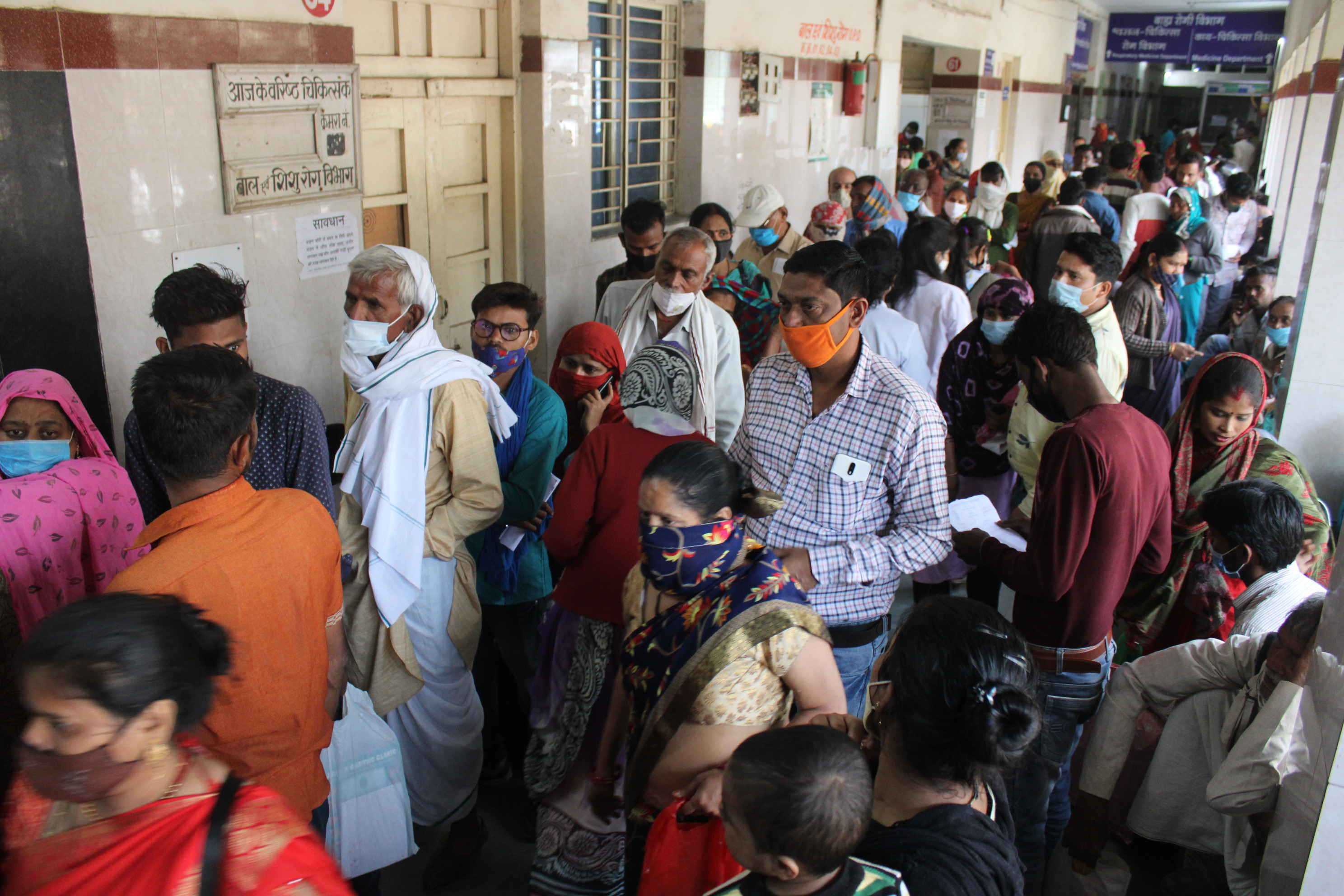 SMS reaching 1 thousand patients daily suffering from stomach diseases