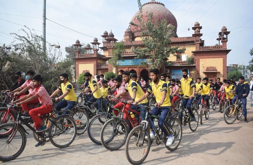 #mainbhipatrika: Children showed enthusiasm in Cyclothon, residents welcomed everywhere