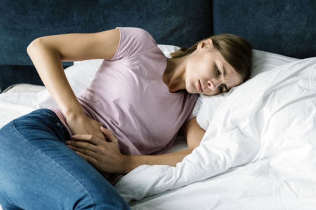 women_suffering_pcos_.jpg