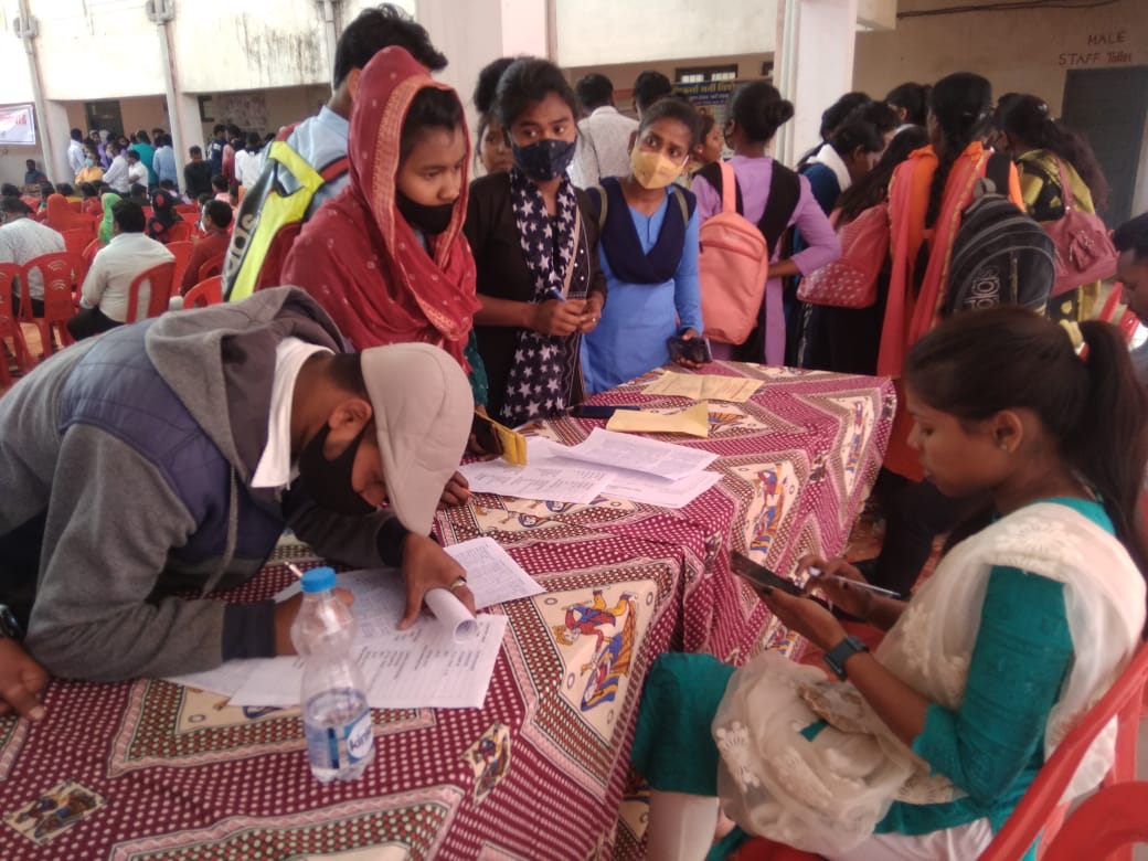 Awakened employment opportunities for unemployed youth, fair organized