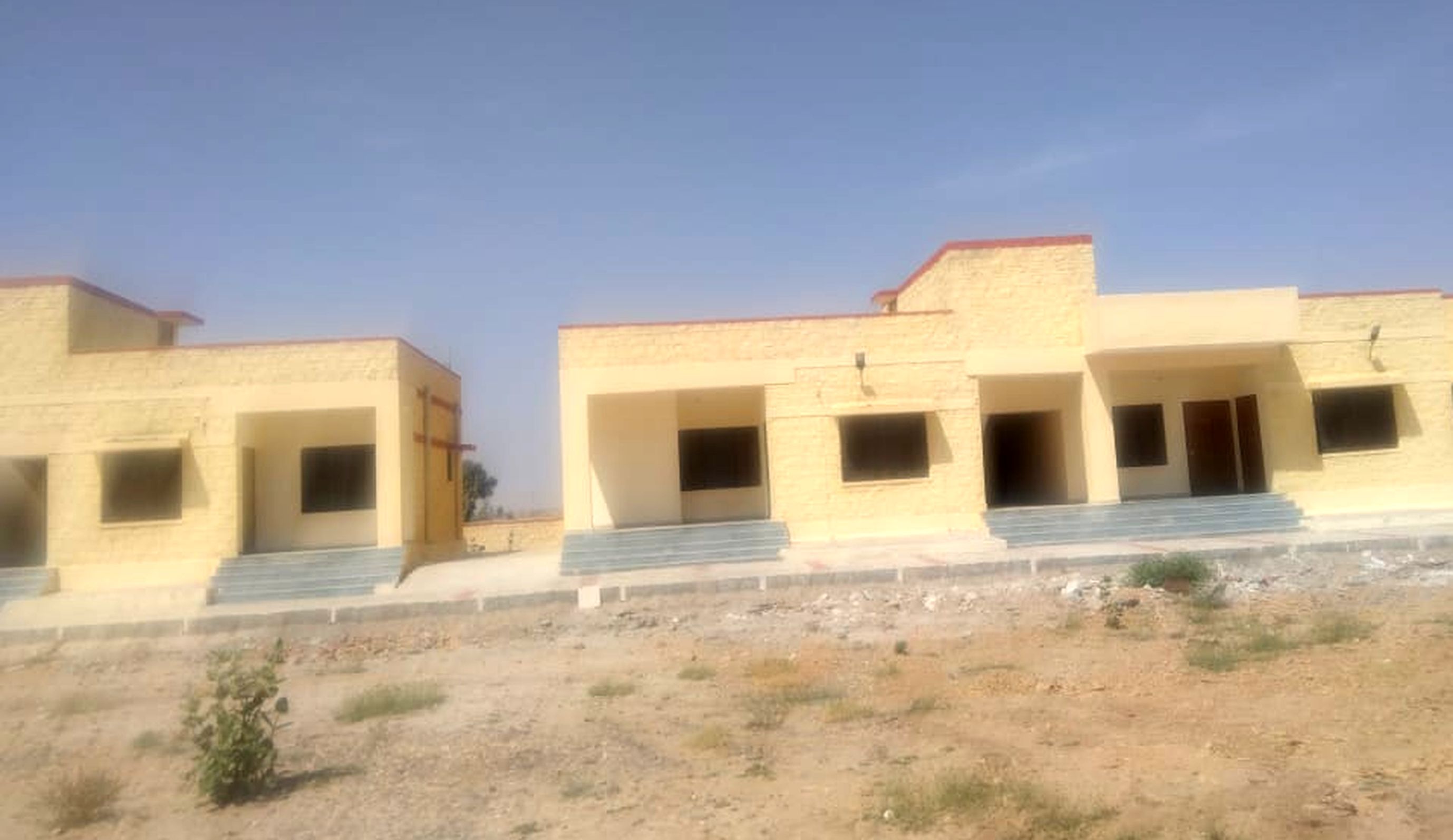 सात माह पहले भवन तैयार, उद्घाटन के अभाव में 15 हजार मरीज परेशान