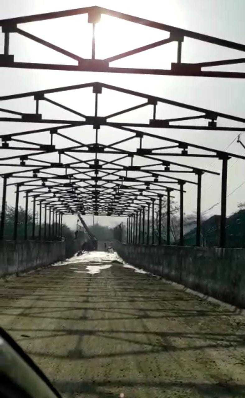 नैला रेलवे अंडरब्रिज में बनाया जा रहा शेड, अब नहीं भरेगा पानी