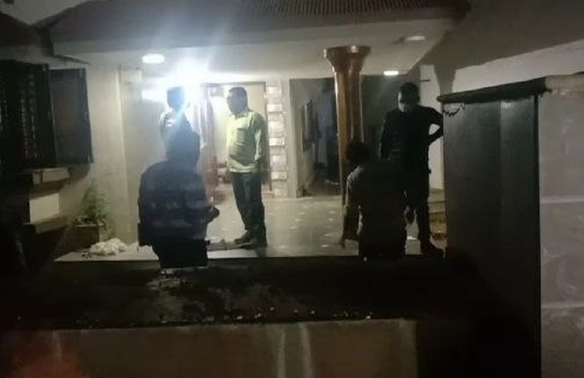 अहमदाबाद: ओढव के मकान से मिले एक ही परिवार के चार लोगों के शव, हत्या की आशंका