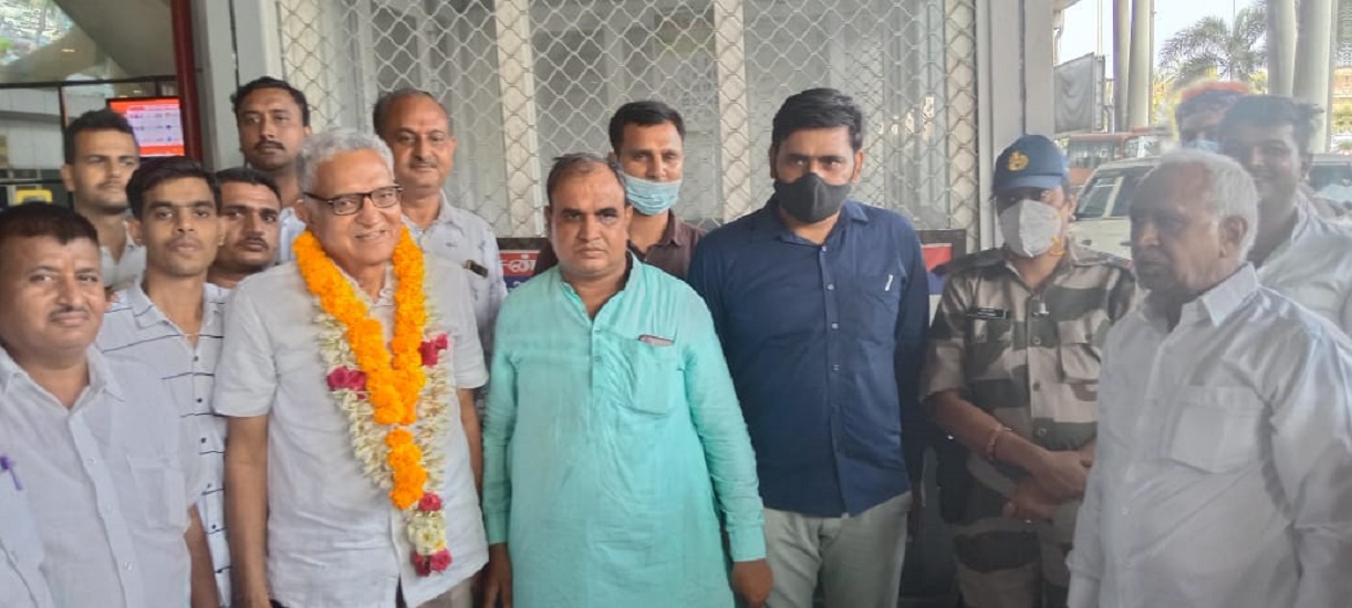 Deewan madho singh