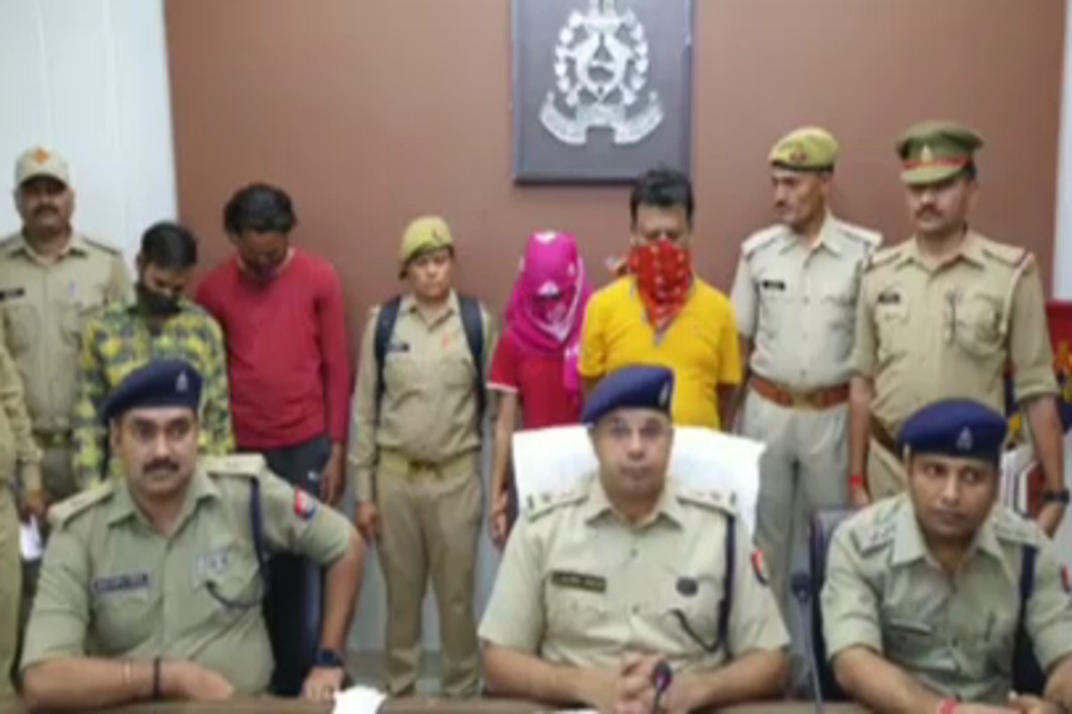 police-bust-gang-who-took-loan-worth-crores-through-fake-gold.jpg