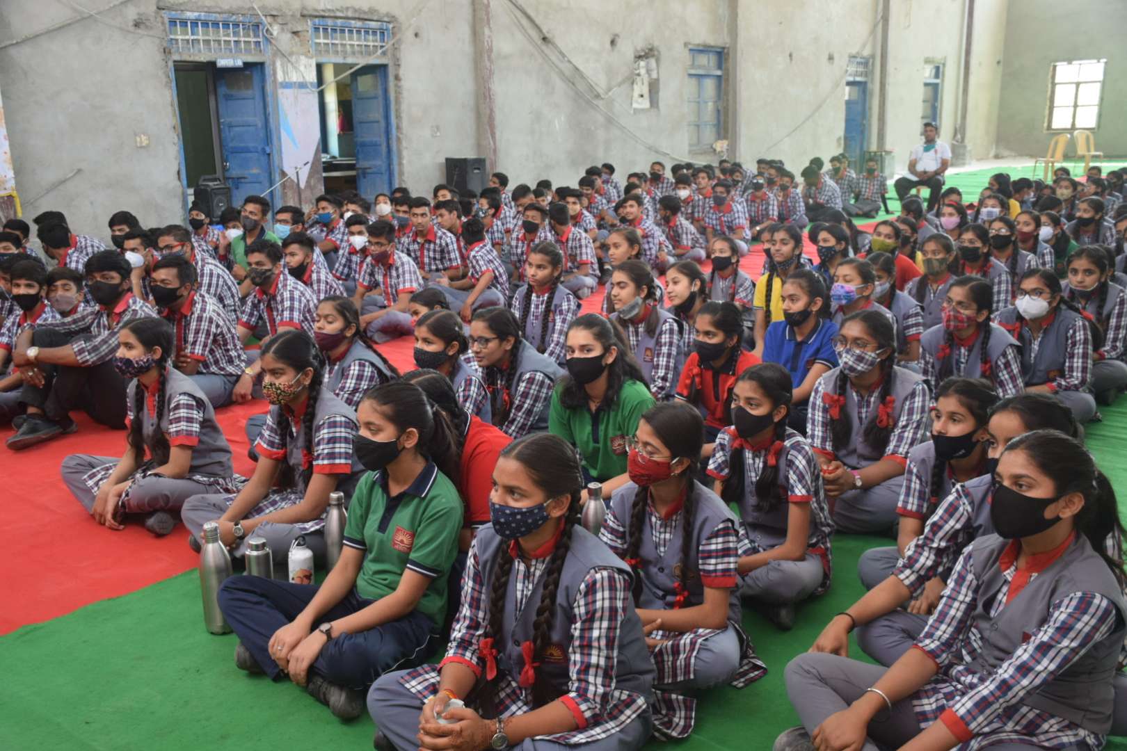 पीएम मोदी की बात सुन बच्चे बोले- तनाव मुक्त रहकर देंगे एग्जाम