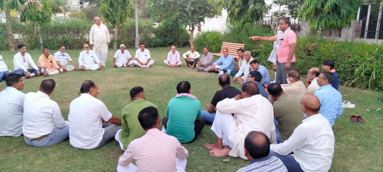 जिला सारस्वत कुंडिय समाज की बैठक में इंद्रजीत सारस्वा अध्यक्ष नियुक्त