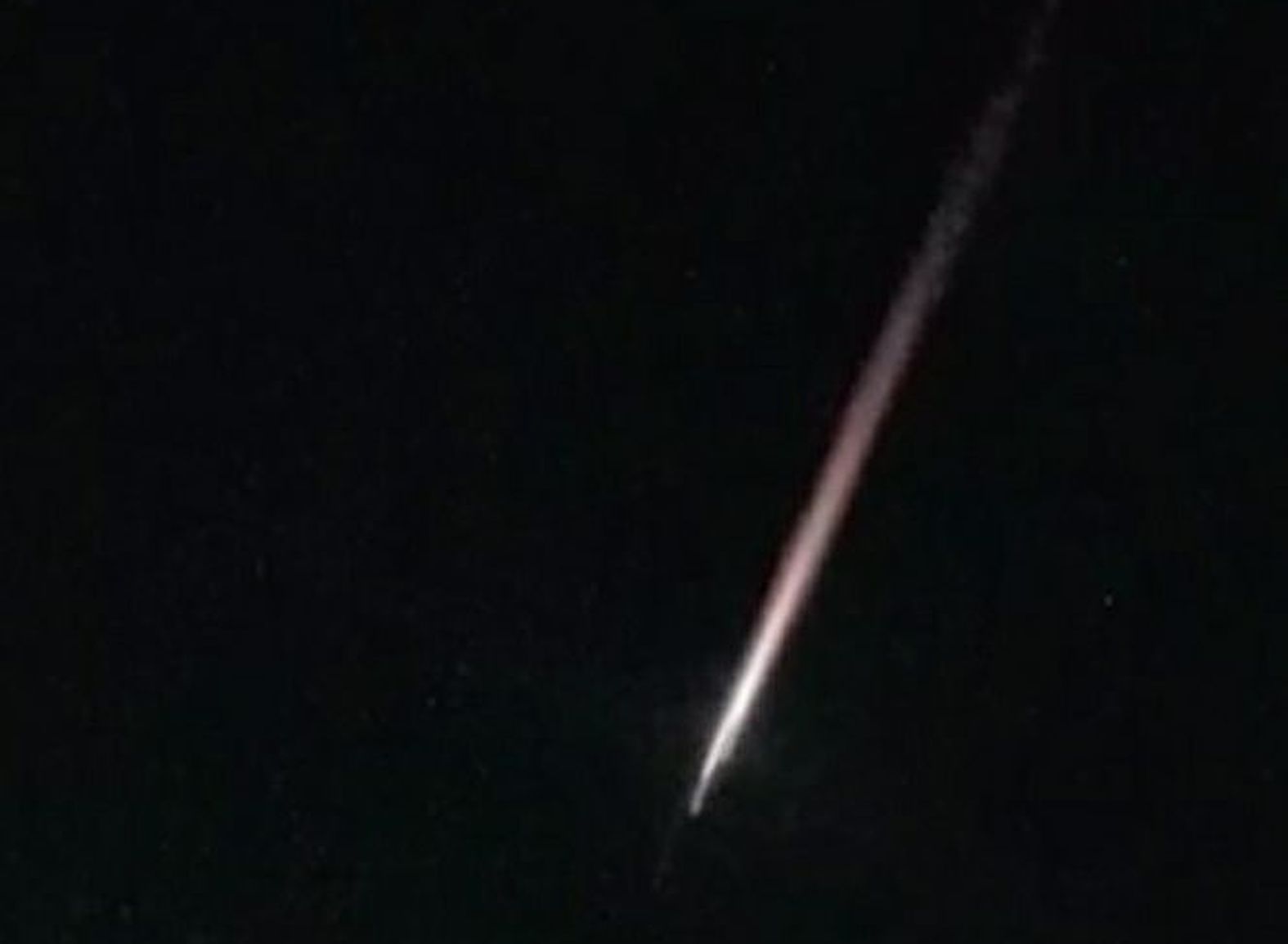 A meteorite appeared in the sky