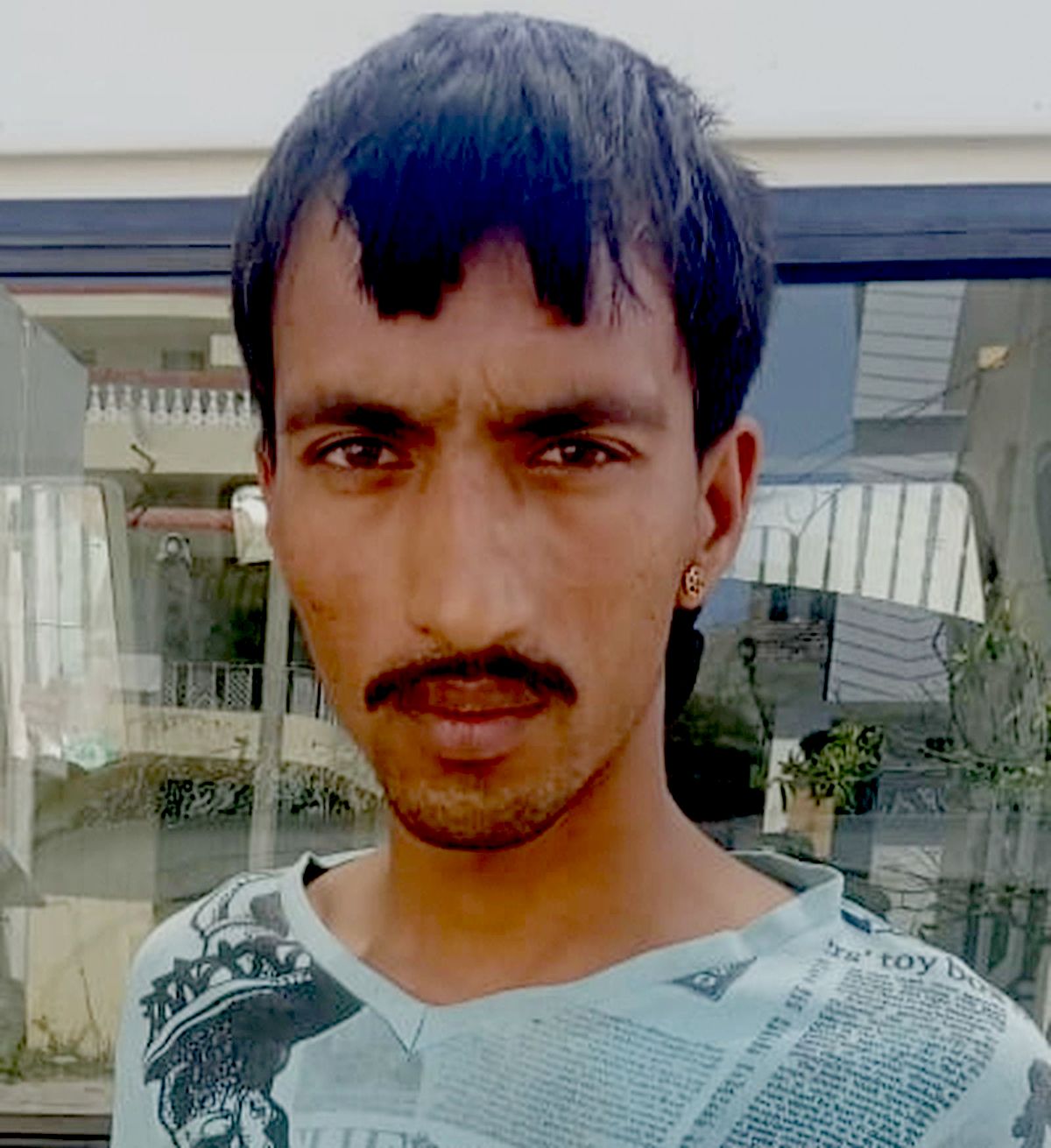 ढाई लाख रुपए की अवैध अफीम पकड़ी, एक गिरफ्तार