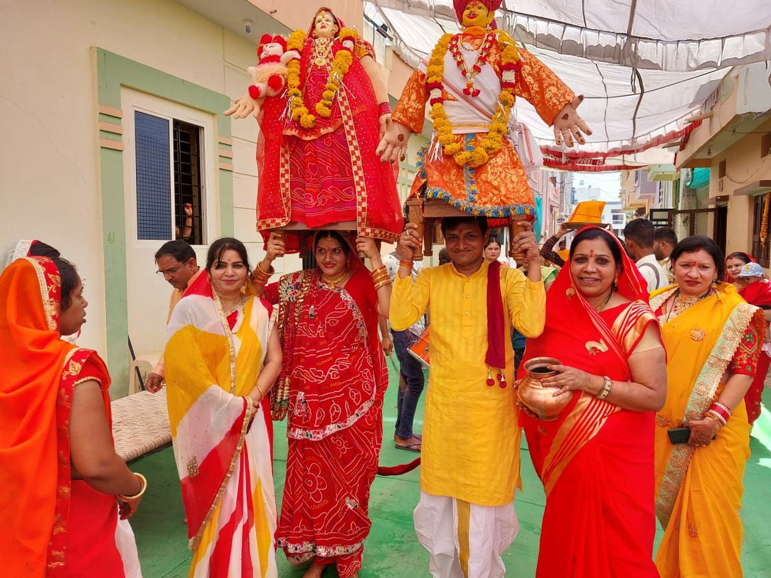 In this way the major Gangaur festival of Nimar celebrated