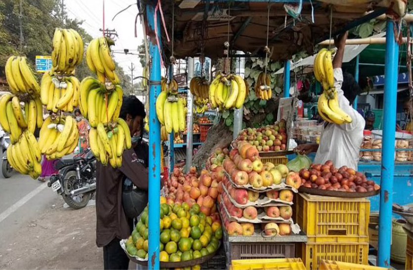 Fruits are expensive in Navratri and Ramadan festival