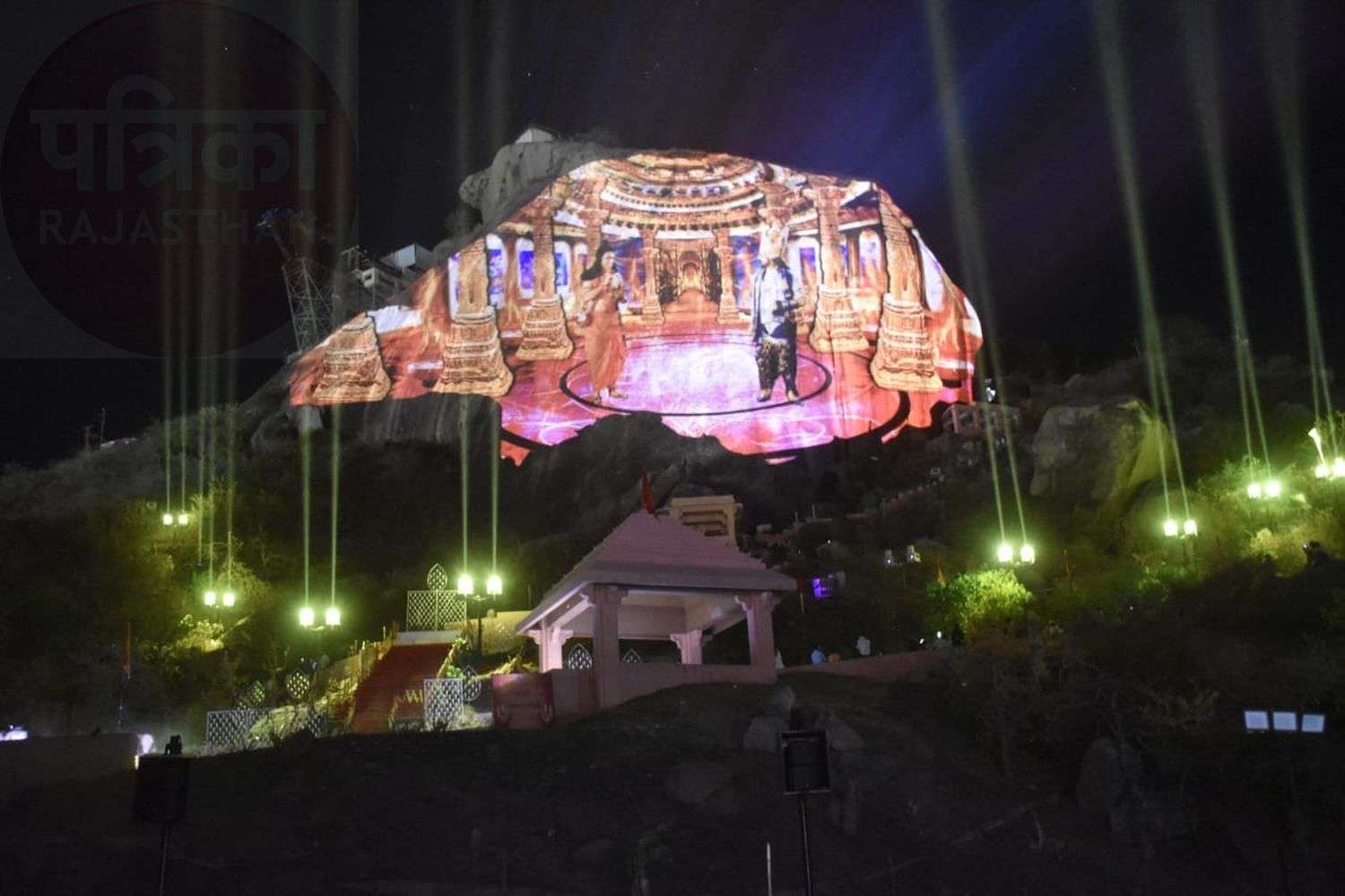 गुजरात के यात्रा धाम अम्बाजी में हुआ देश के सबसे बड़े लाइट एंड साउंड शो का लोकार्पण, गुजरात मुख्यमंत्री भूपेंद्र पटेल ने कही ये बड़ी बात ...