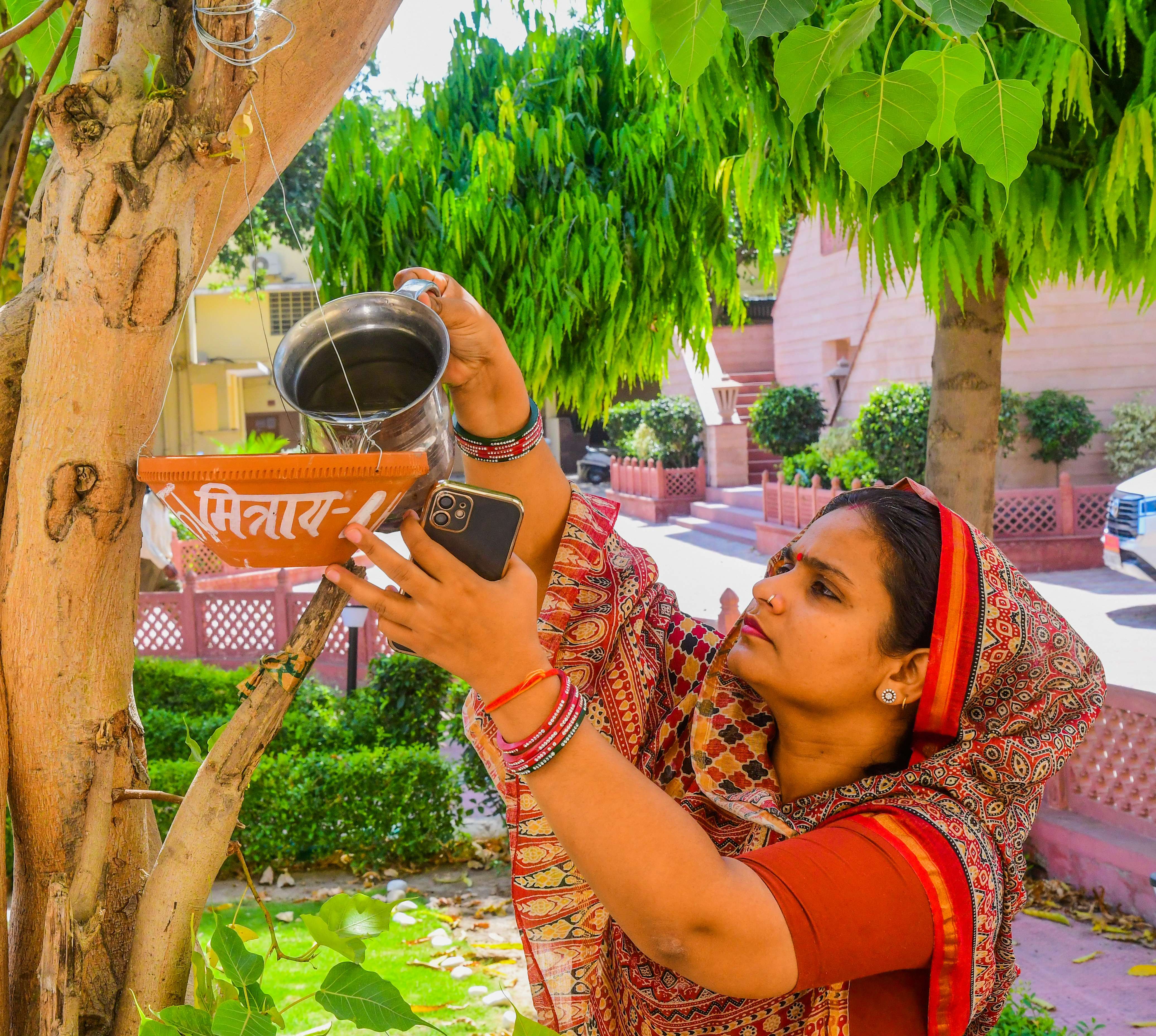 पत्रिका पक्षी मित्र अभियान ने पक्षियों की पीड़ा को किया उजागर- महापौर मुनेश गुर्जर