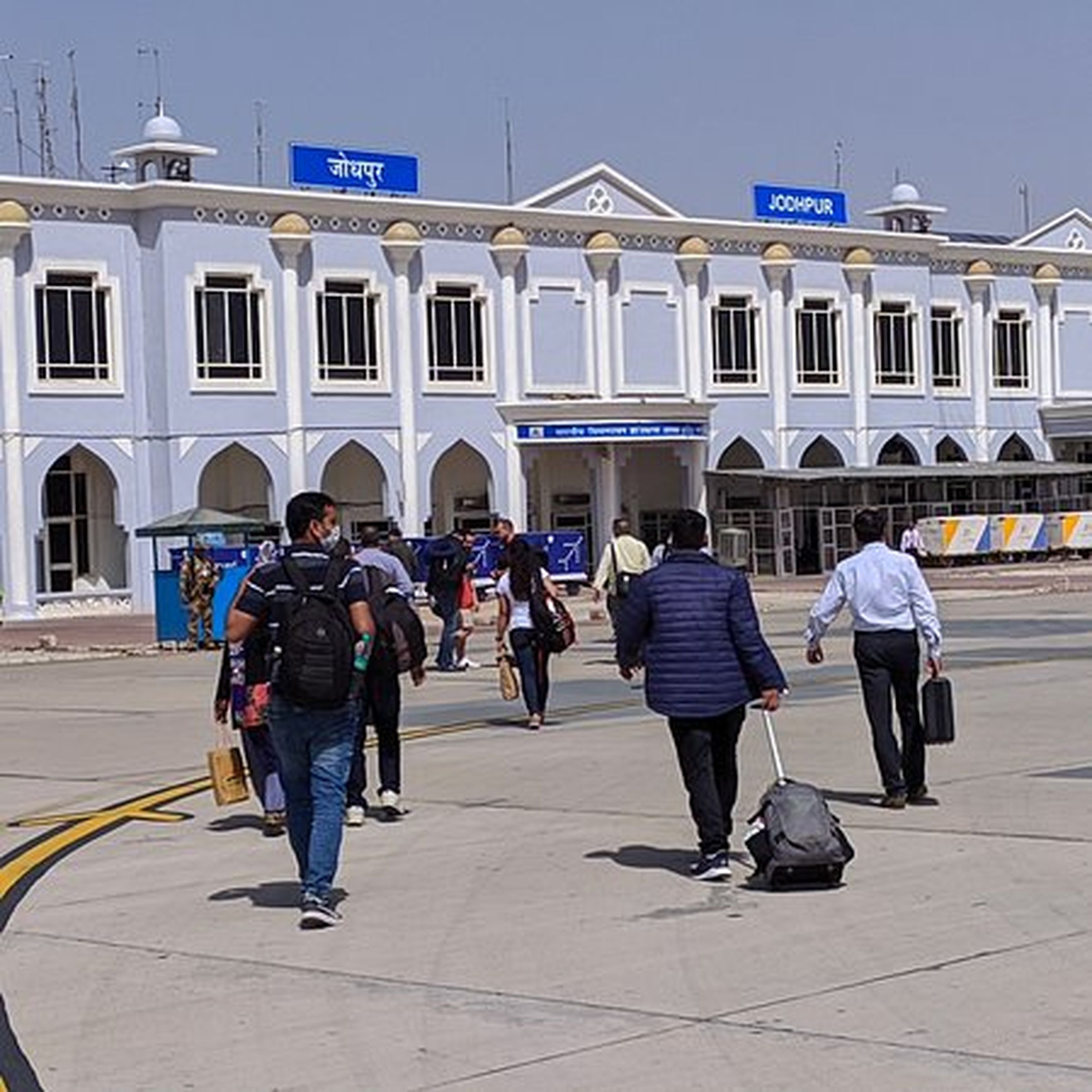 Airport: जोधपुर और उदयपुर के हवाई यात्री क्यों हो रहे निराश