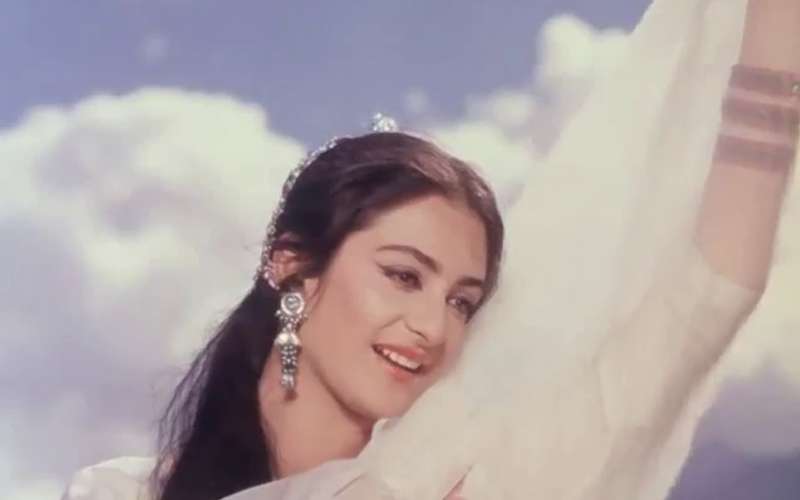 saira_banu_3.jpg