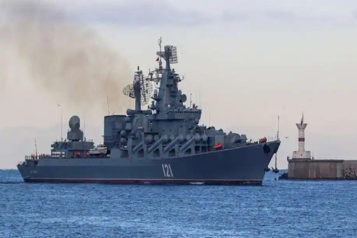 What is Neptune cruise missile that severely damaged a Russian warship?