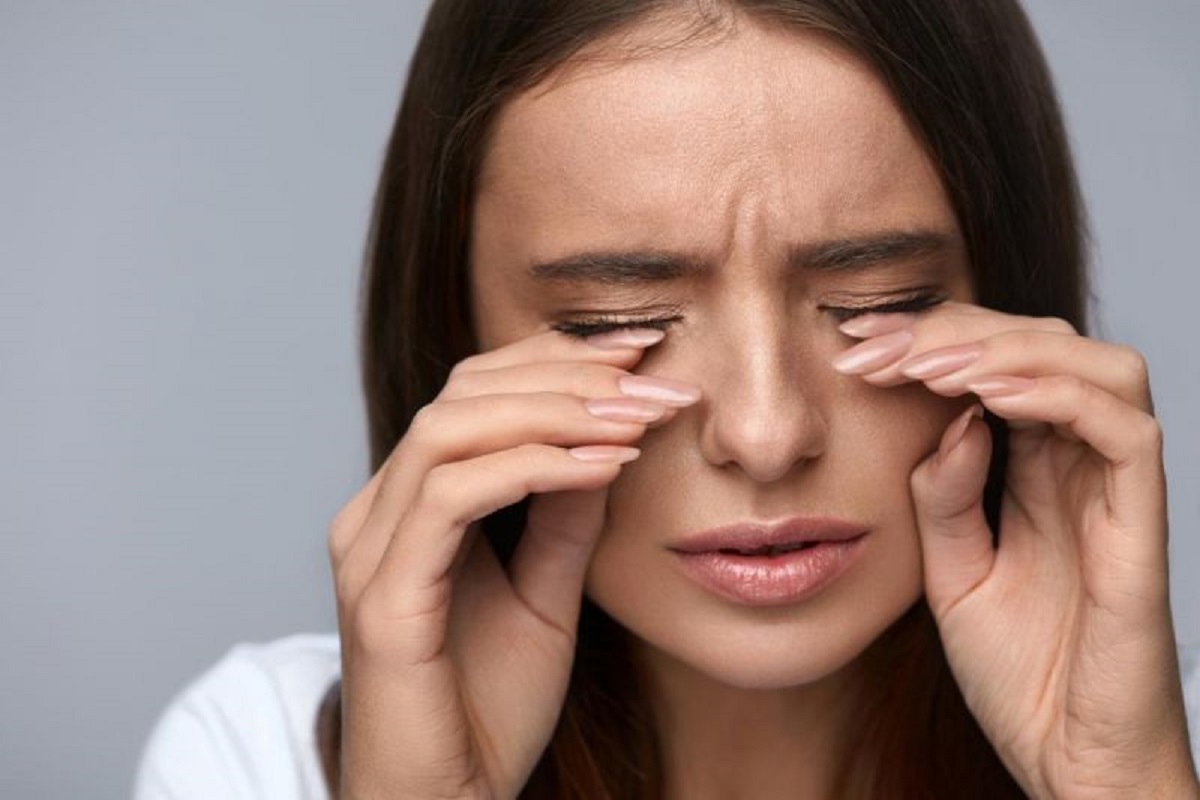 Home Remedies to get relief from Burning Eyes