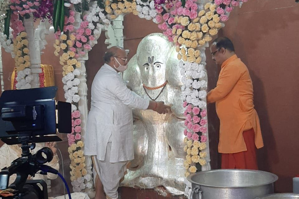 hanuman-jayanti-2022-celebrated-in-gujar-ghati-mathura-mandir.jpg