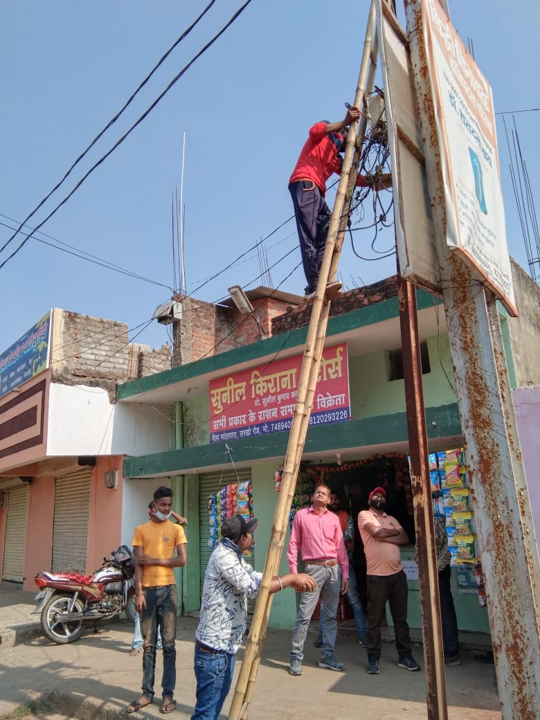 भीषण गर्मी में बिजली की लुकाछिपी से कई मोहल्लों में रतजगा