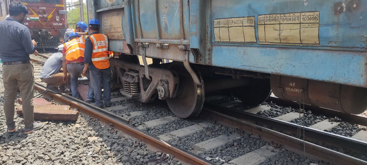 indian railway train big accident