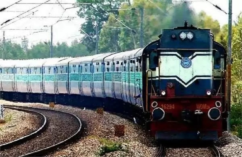 रेलवे ने गर्मी की छुट्टियों के लिए चलाई समर स्पेशल ट्रेन