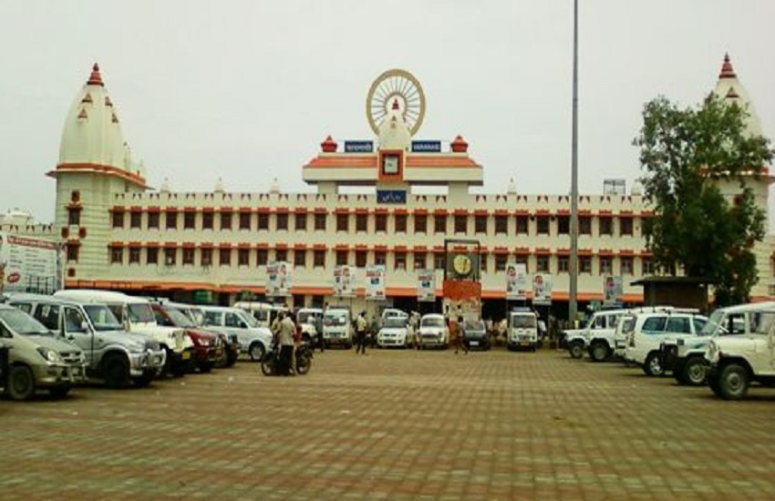 वाराणसी कैंट रेलवे स्टेशन